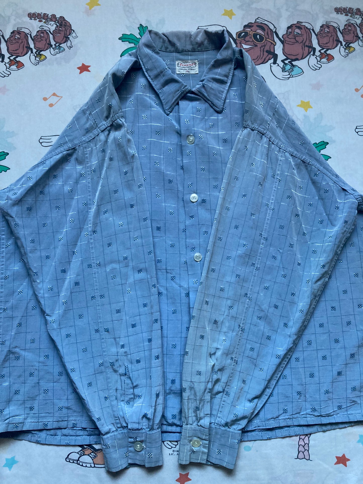 Vintage 50’s Truval Shimmery Light Blue Rayon Loop Collar Shirt size XL Big Size