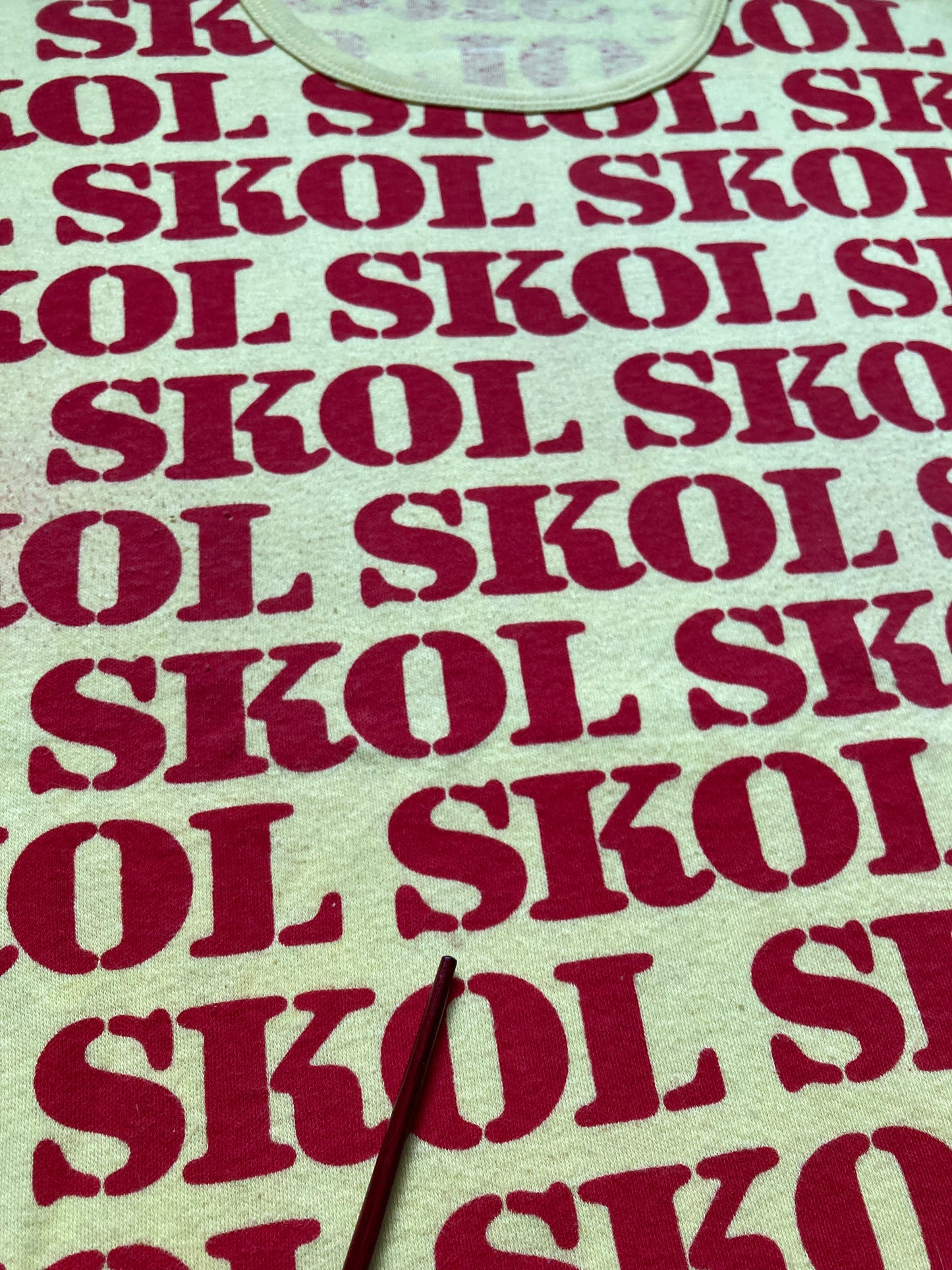 Vintage 70’s Skol Vodka Novelty Print Ringer T shirt size Small All Over Print