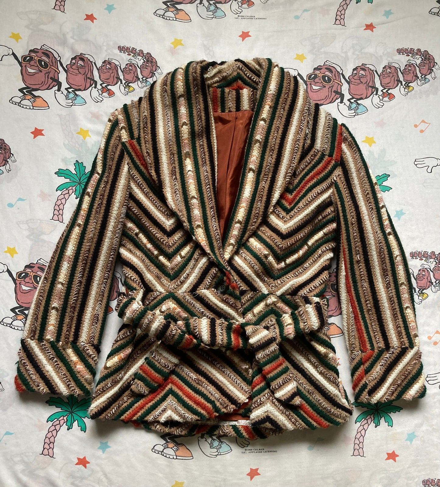 Vintage 70’s Textured Zig Zag Pattern Belted One Button Jacket size Small Earth Tones