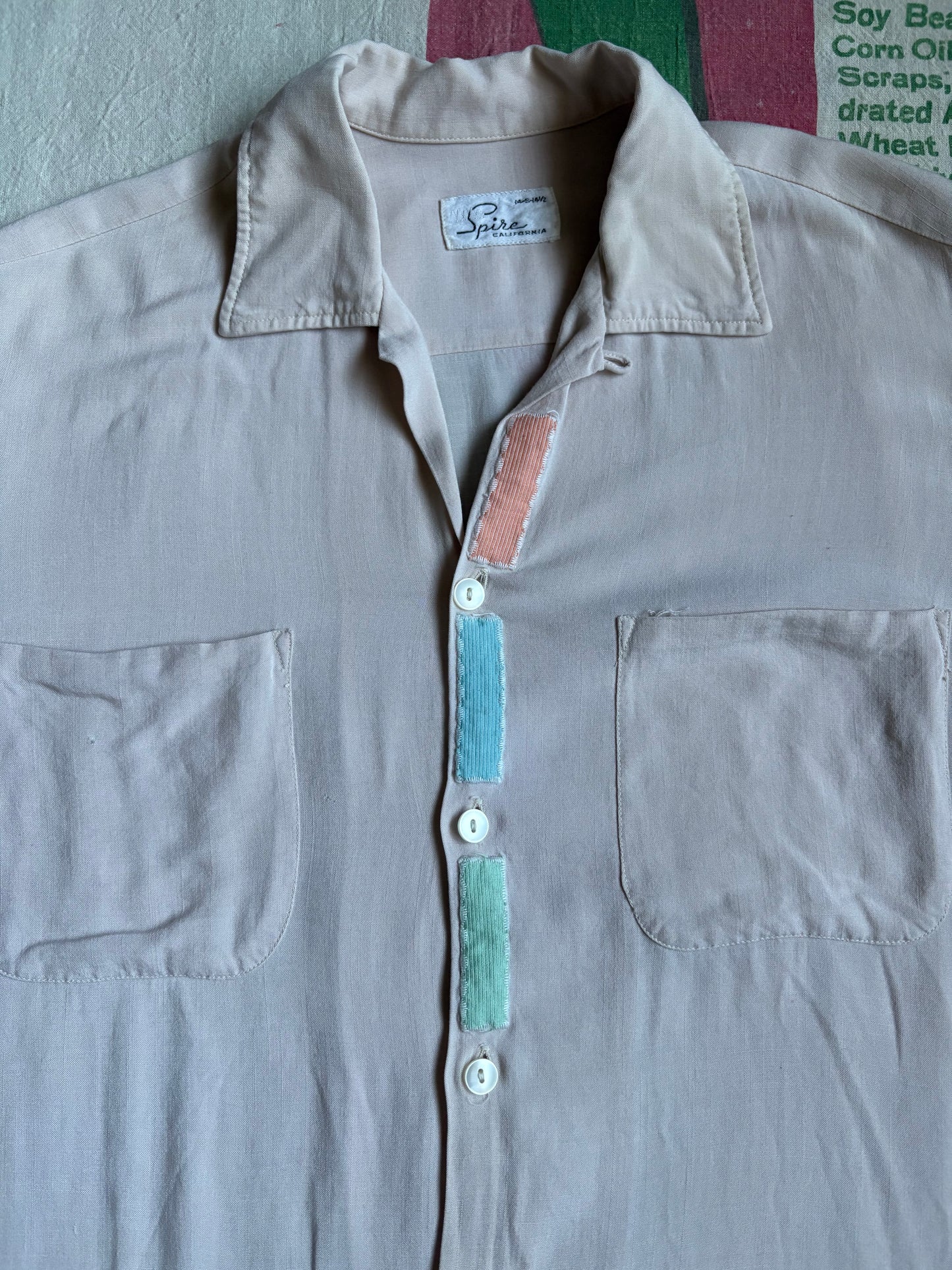 Vintage 50’s Spire Soft Pink Rayon Loop Collar Shirt size Small Rockabilly Kramer